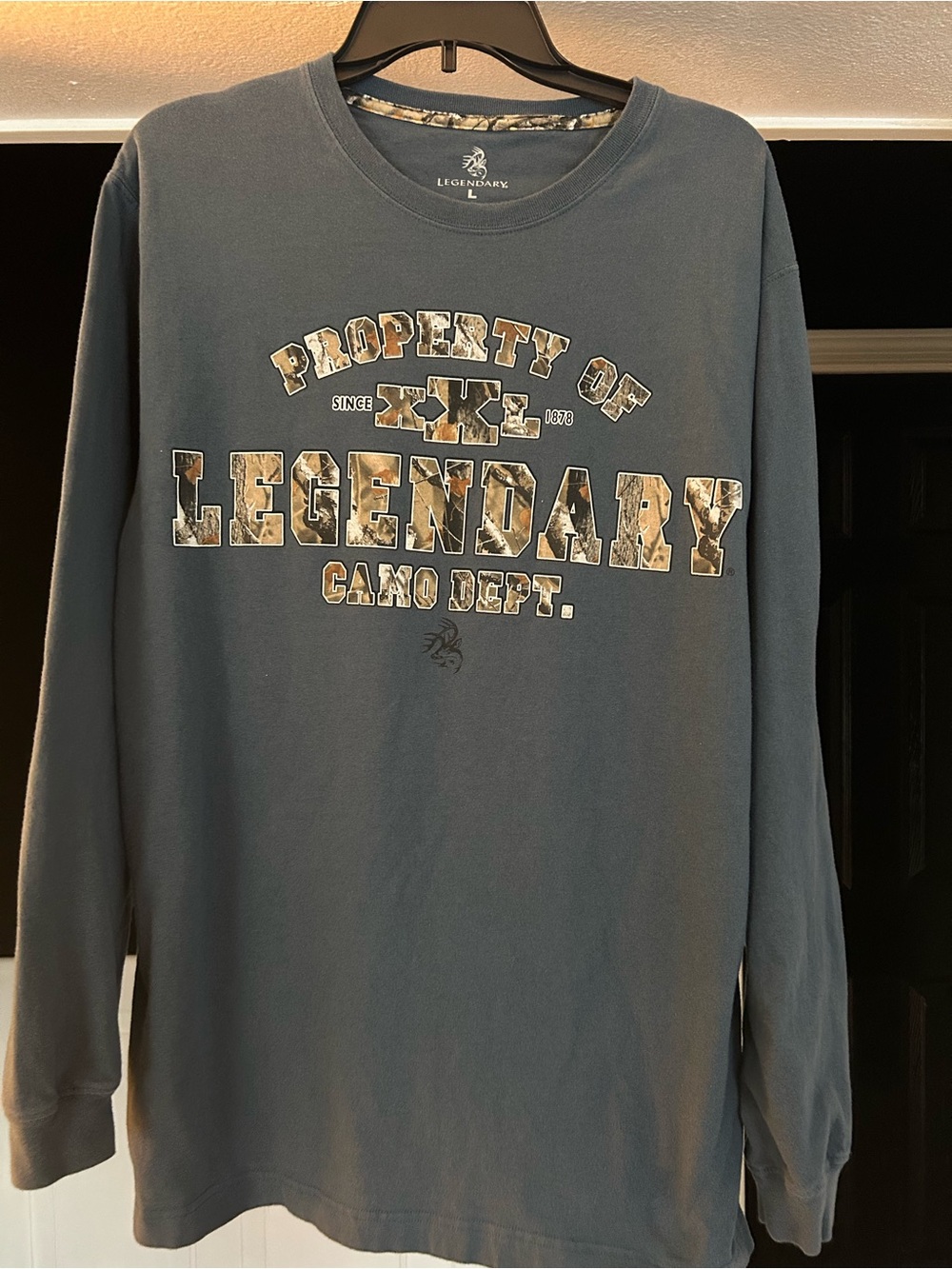 Legendary Whitetails Men's Long-Sleeve Camo Logo Tee - Slate Blue